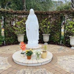 Blessed Trinity Catholic Church - Statue of St Mary