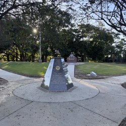 Veterans Park - The tribute bell