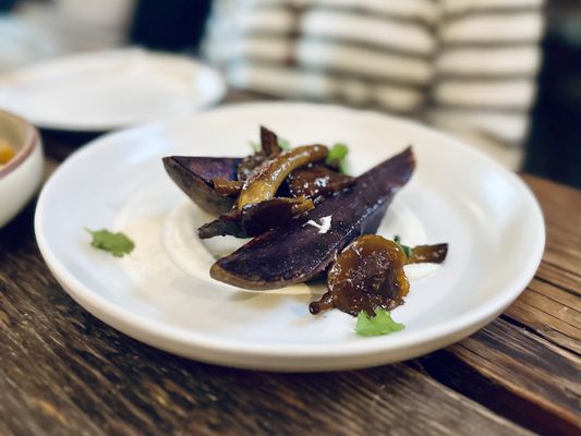 5 Points Market & Restaurant by null