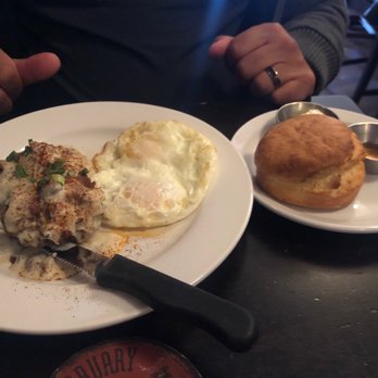 Caves Corvallis - Chicken & biscuit - Beer Bar Near Me - Corvallis, Oregon