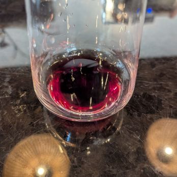 El Viñero - First red blend - Wine Tasting Room Near Me - Orcutt, California El Viñero - First red blend - Wine Tasting Room Near Me - Orcutt, California