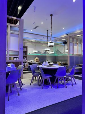 Chong Qing Wharf Hot Pot & LAANKEE LEMON TEA山城码头火锅&澜记港式茶饮 by null