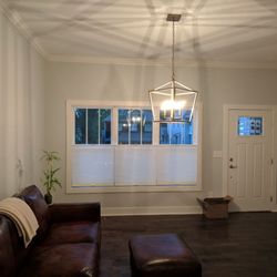 Top Down Bottom Up Honeycomb combines privacy with elegance.