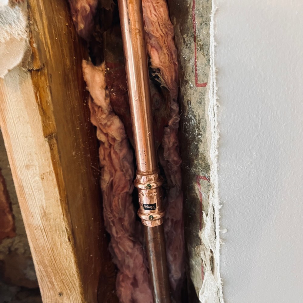 Slide of Chicago Plumbing Experts