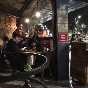 Cancino - 7 tables inside and an outdoor bar/wall seating - Pizza Near Me - Ciudad de México, DIF Cancino - 7 tables inside and an outdoor bar/wall seating - Pizza Near Me - Ciudad de México, DIF