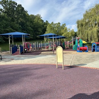 A Dream Come True Playground - Play area 5yrs+ - Playgrounds Near Me - Harrisonburg, Virginia