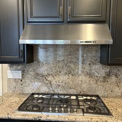 Ferguson Home - New Kitchenaid hood vent