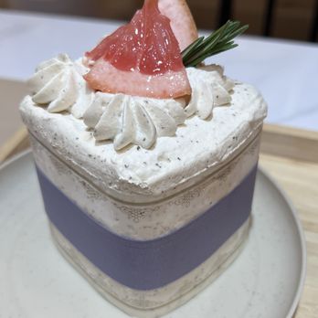 Cafe Bono - Earl Grey with grapefruit inside - Desserts Near Me - Coquitlam, British Columbia Cafe Bono - Earl Grey with grapefruit inside - Desserts Near Me - Coquitlam, British Columbia