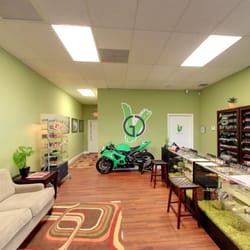 Good Clean Vapes - Inside of the Delray Beach store