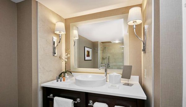 The Inn at Penn, a Hilton Hotel by null