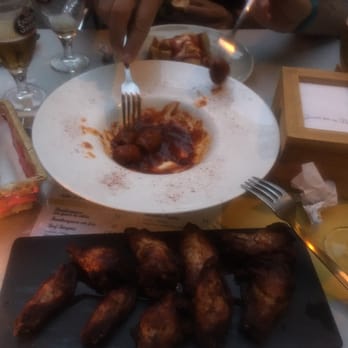 Sol i Lluna - Alitas, choricitos y bravas - Tapas Bars Near Me - Valencia, V