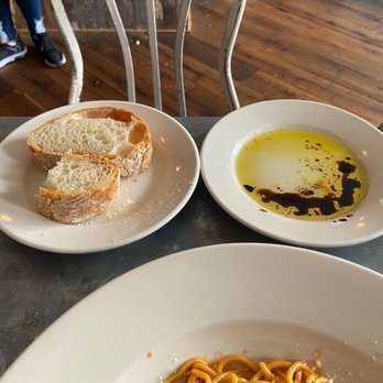 Cafe Giotto - Complimentary bread with olive oil - Cafes Near Me - Montclair, New Jersey