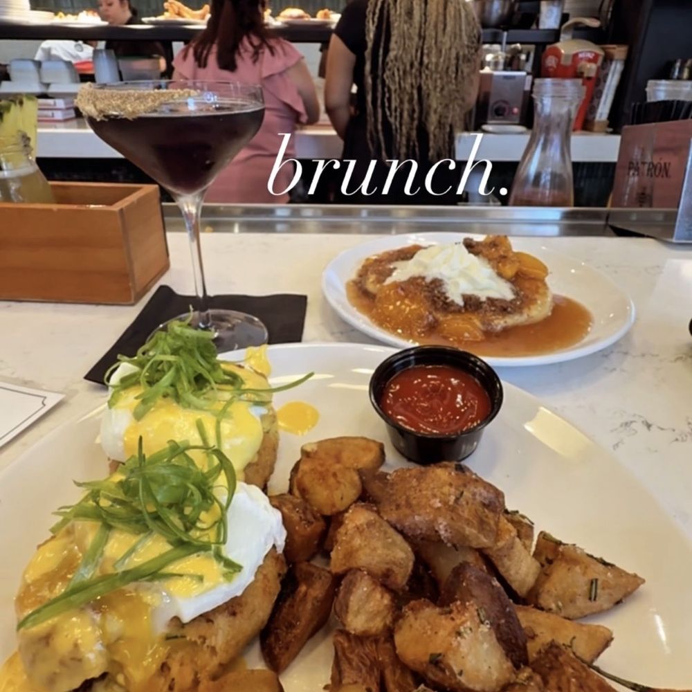 Brunch & Sip - Crab Cakes Benedict & Ube PB& J Martini - Coffee & Tea Near Me - Phoenix, Arizona