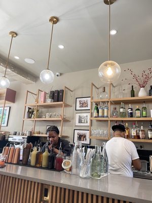 Aunts et Uncles by null