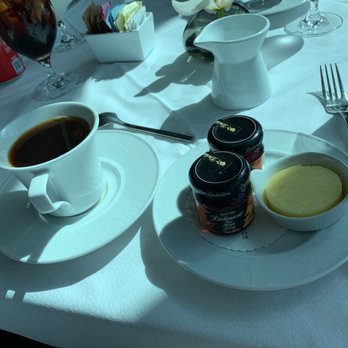 Luce - Warm Maple Syrup - Wine Bars Near Me - San Francisco, California Luce - Warm Maple Syrup - Wine Bars Near Me - San Francisco, California