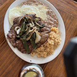 Eduardo's Mexican Restaurant - Carne Asada with 2 eggs on the side