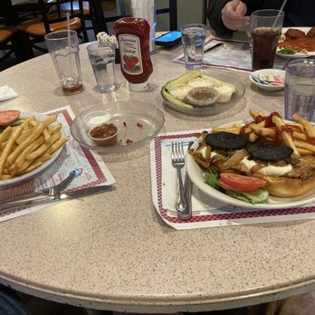 Buccaneer Diner - Diners Near Me - East Elmhurst, New York
