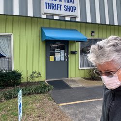 This 'N That Thrift Shop