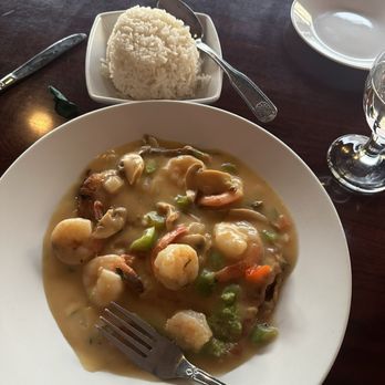 Chalan on the Beach - Seafood Saltado / Saltado de Mariscos - Latin American Near Me - Miami Beach, Florida Chalan on the Beach - Seafood Saltado / Saltado de Mariscos - Latin American Near Me - Miami Beach, Florida