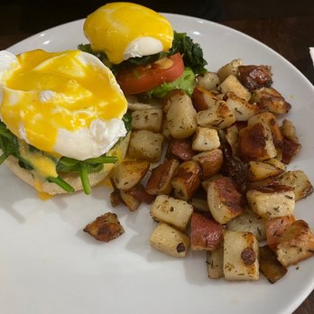 Kanela Breakfast Club - California Benedict - Breakfast & Brunch Near Me - Chicago, Illinois Kanela Breakfast Club - California Benedict - Breakfast & Brunch Near Me - Chicago, Illinois