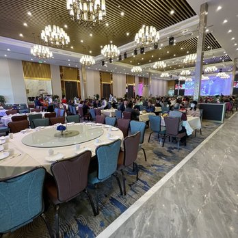 HL Peninsula Restaurant - Dining area - as of 2.4.2022 - Dim Sum Near Me - Milpitas, California