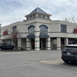 Ferro's Famous New York Pizza - Exterior