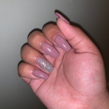 Classy Nails - Nail Salons Near Me - Daly City, California