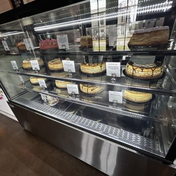 City Hall Cheesecake - Desserts Near Me - Southaven, Mississippi City Hall Cheesecake - Desserts Near Me - Southaven, Mississippi
