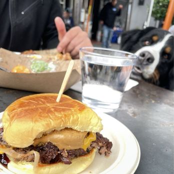 Third Window Brewing - PBJ smashed burger - Breweries Near Me - Santa Barbara, California Third Window Brewing - PBJ smashed burger - Breweries Near Me - Santa Barbara, California