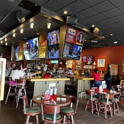 Drake's - Bar