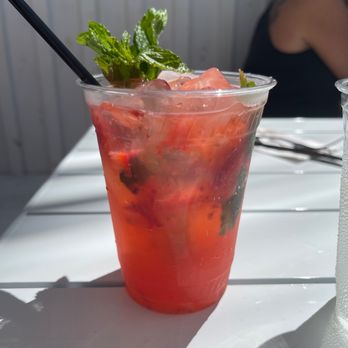 Bacon Bitch - Strawberry mojito - Sandwiches Near Me - Miami Beach, Florida