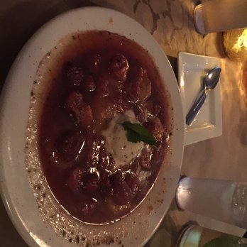 Si Tapas - Strawberries with black pepper ice cream - Spanish Near Me - Dallas, Texas
