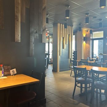 Pho Ngon - the interior of a restaurant - Vietnamese Near Me - Norristown, Pennsylvania