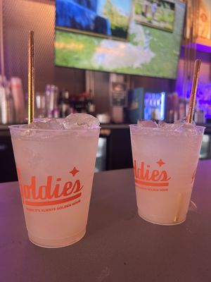 Goldie’s Live Music Bar & Restaurant by null