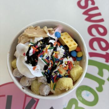 sweetFrog Premium Frozen Yogurt - Ice Cream & Frozen Yogurt Near Me - Suffolk, Virginia sweetFrog Premium Frozen Yogurt - Ice Cream & Frozen Yogurt Near Me - Suffolk, Virginia