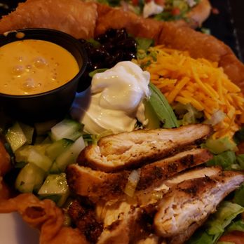 Karvers Grille - Taco Salad - American Near Me - Holbrook, New York