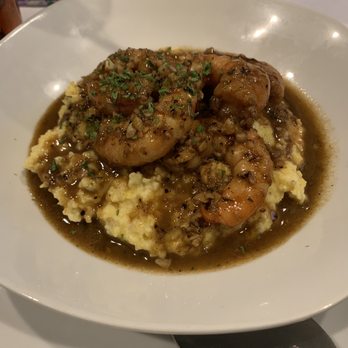 MeMe's Bar & Grille - Bbq shrimp & grits - American Near Me - Chalmette, Louisiana MeMe's Bar & Grille - Bbq shrimp & grits - American Near Me - Chalmette, Louisiana