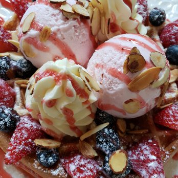 La Forêt - Strawberry Waffle - Coffee & Tea Near Me - Burnaby, British Columbia La Forêt - Strawberry Waffle - Coffee & Tea Near Me - Burnaby, British Columbia