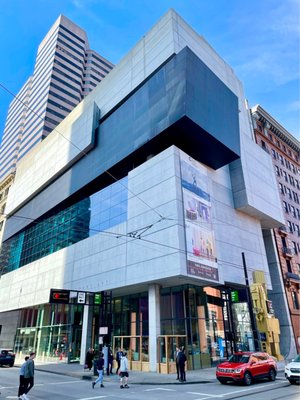 Contemporary Arts Center (CAC) by null