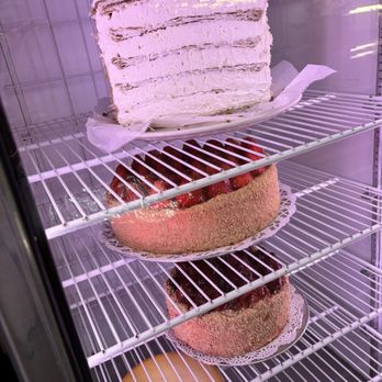 Harold's New York Deli - More cake - Delis Near Me - Edison, New Jersey Harold's New York Deli - More cake - Delis Near Me - Edison, New Jersey