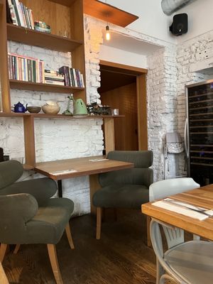 Nejen Bistro by null