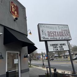 Bonnet Lane Family Restaurant - Exterior