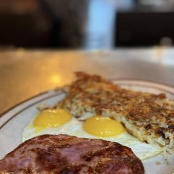 Emily's Family Restaurant - Ham and Eggs with a side