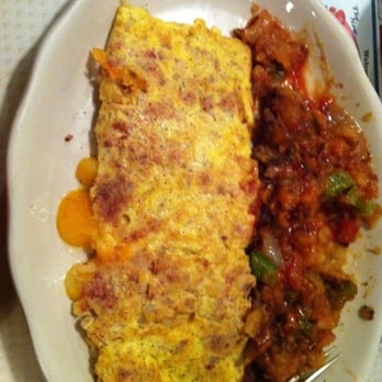 Silverton Diner - Corned beef hash omelet with ketchup doused home fries - Diners Near Me - Toms River, New Jersey Silverton Diner - Corned beef hash omelet with ketchup doused home fries - Diners Near Me - Toms River, New Jersey