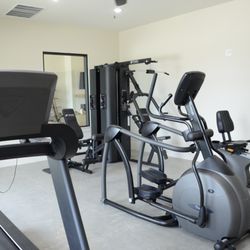 Willis Hillside RV Resort - Fitness Center