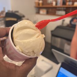 Pine Cone Creamery - Mixed Scoop