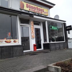 Dönerhaus Ahlem - Eingang und Front, blinkt abends mit einigen "Tickern"