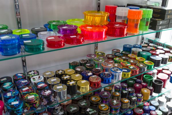 Alex Smoke Shop Plus, 630 Broadway St, Alexandria, MN 56308, US