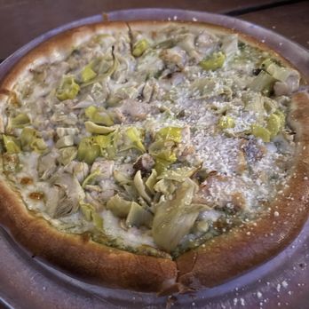 Pizza Port - Build your own pesto sauce, mozzarella, banana peppers, chicken, artichoke A MUST TRY!! - Pizza Near Me - Morro Bay, California Pizza Port - Build your own pesto sauce, mozzarella, banana peppers, chicken, artichoke A MUST TRY!! - Pizza Near Me - Morro Bay, California