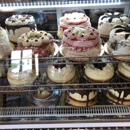 This is the dessert bar. This is the dessert bar.